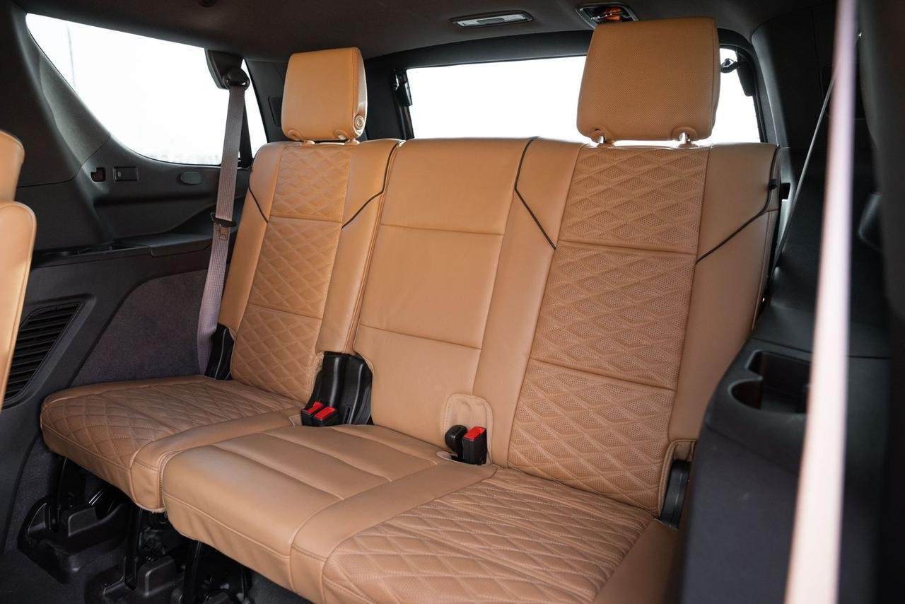 Rent ESCALDE 2023 in Dubai