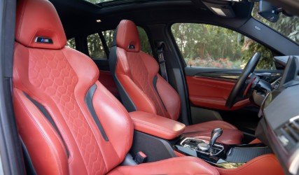 Rent X4M 2024 in Dubai